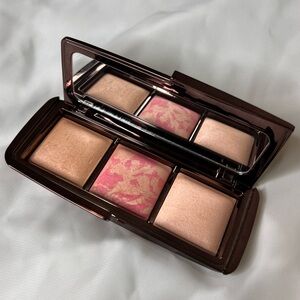 Hourglass Ambient Lighting Palette